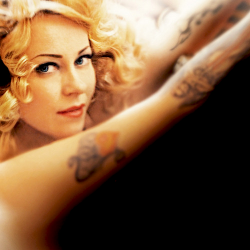 Anneke Van Giersbergen - Everything Is Changing